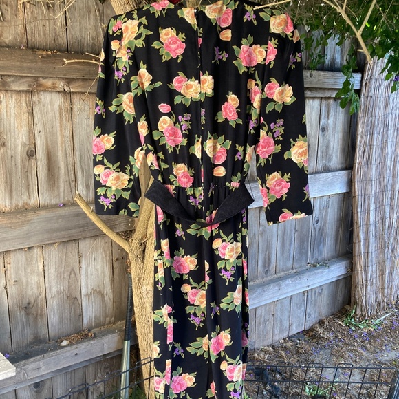 Vintage Black Floral Dress - Picture 6 of 11